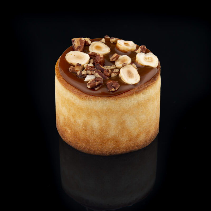 Sernik słony karmel